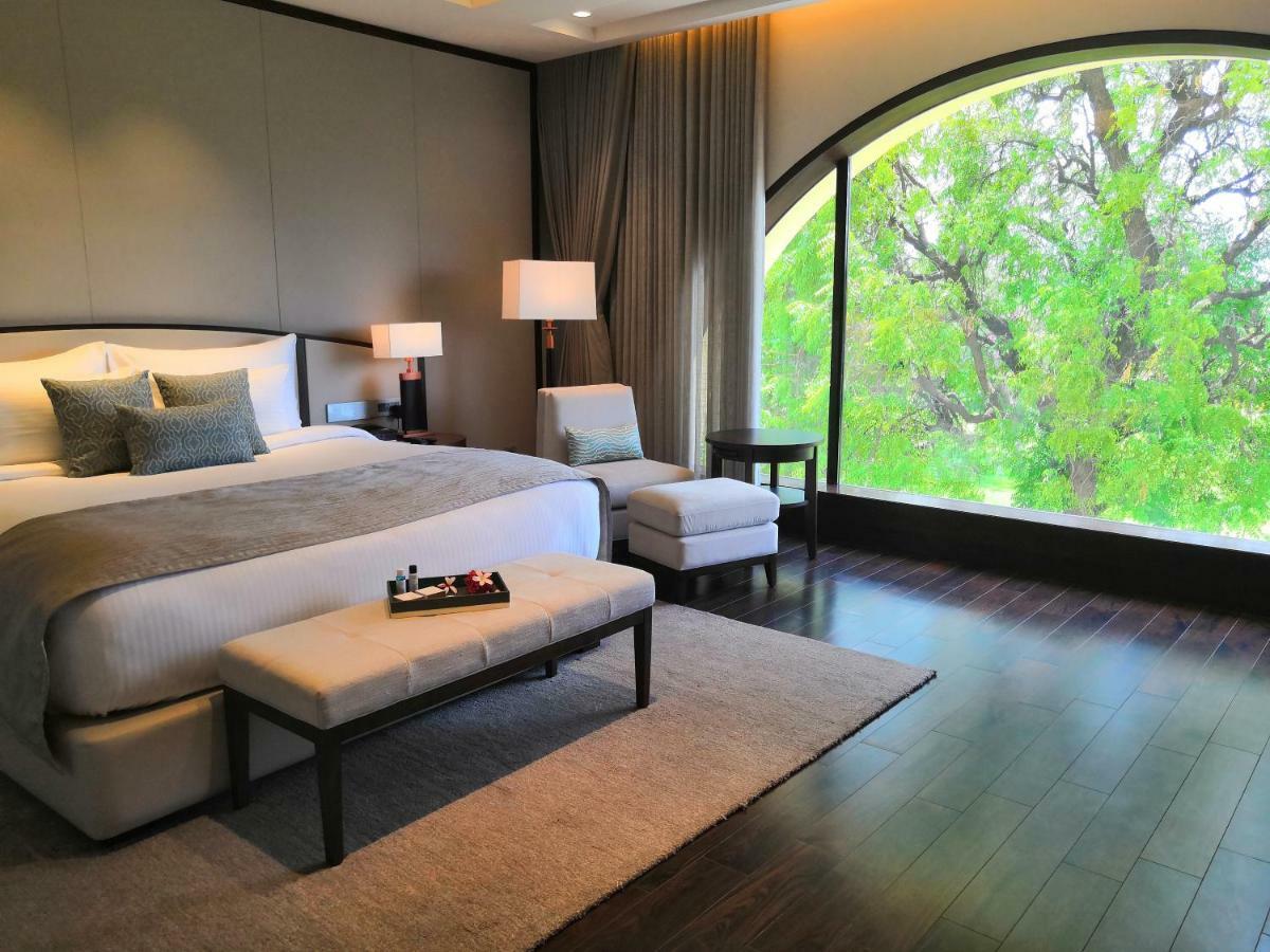 Belvedere Golf & Country Club Adalaj Exterior foto