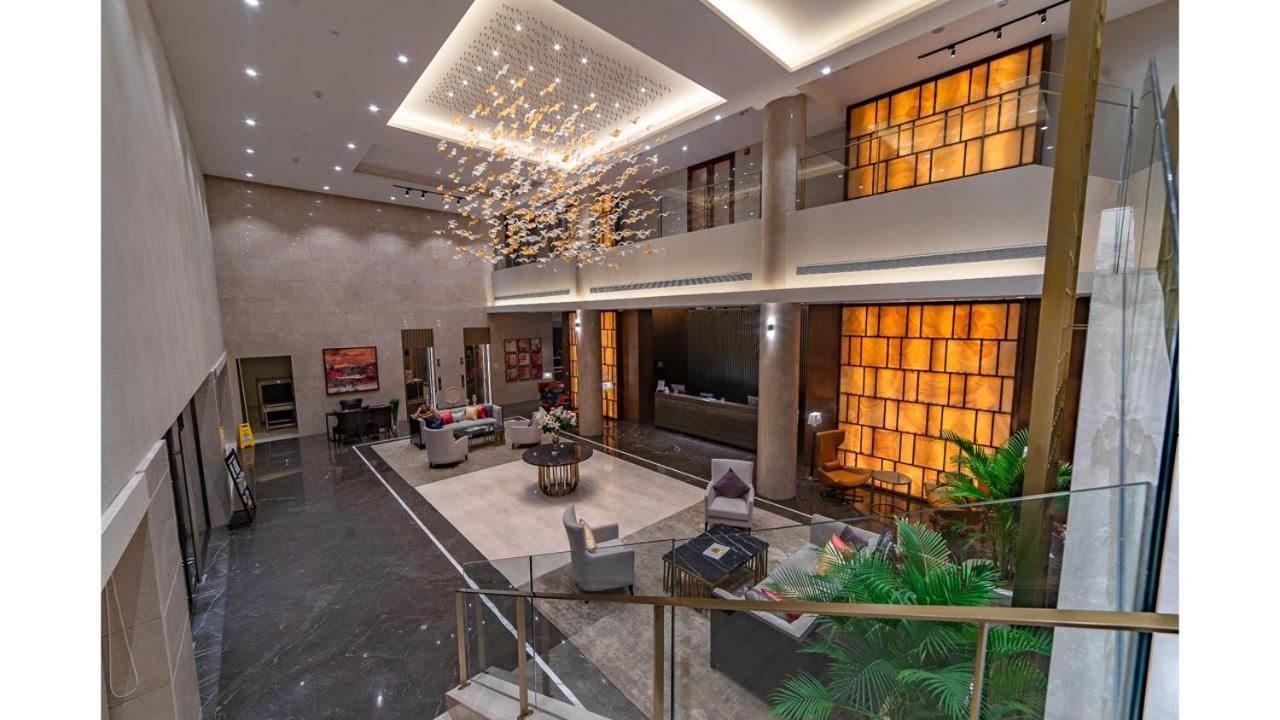 Belvedere Golf & Country Club Adalaj Exterior foto